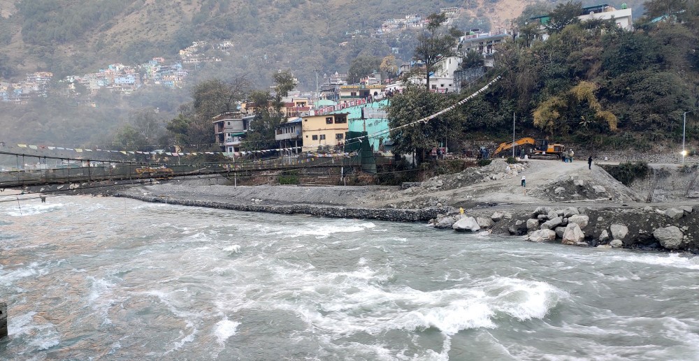 नेपाल–भारत सीमा पुल भारतीय पक्षबाट बन्द